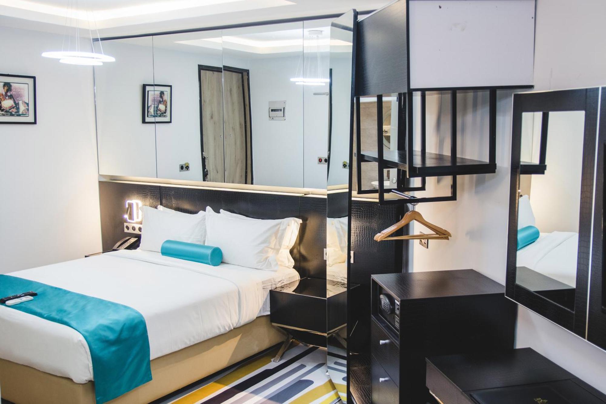 Estrella Boutique Hotel アブジャ エクステリア 写真